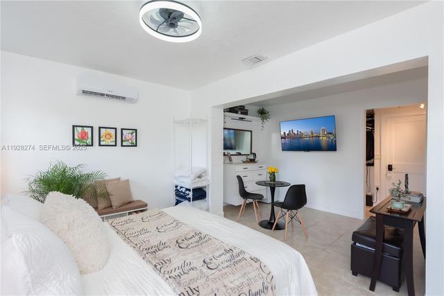 10511 SW 122nd Ct, Miami, FL 33186