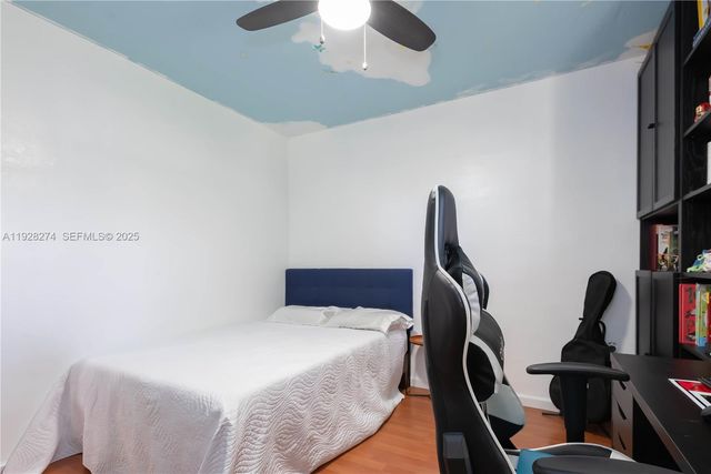 10511 SW 122nd Ct, Miami, FL 33186