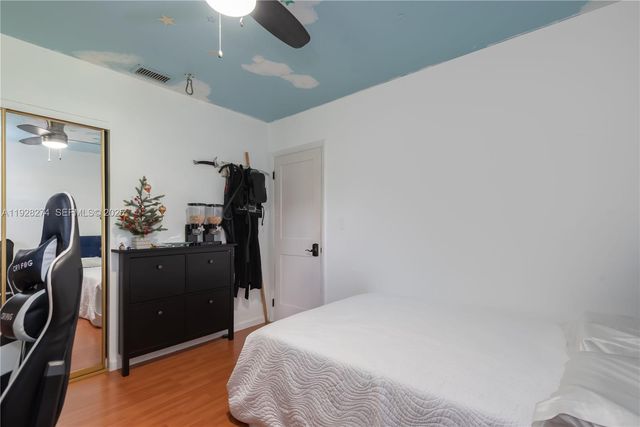 10511 SW 122nd Ct, Miami, FL 33186