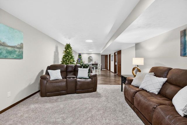 W7295 MIDNIGHT WAY, Greenville, WI 54942