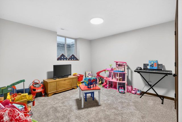 W7295 MIDNIGHT WAY, Greenville, WI 54942