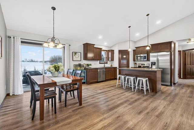 W7295 MIDNIGHT WAY, Greenville, WI 54942