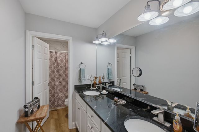 8252 Pinewood Rd, Nunnelly, TN 37137