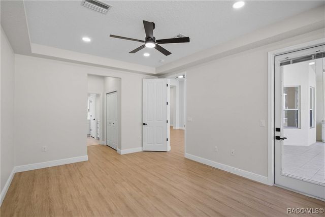 335 W Doerr Path, Hernando, FL 34442