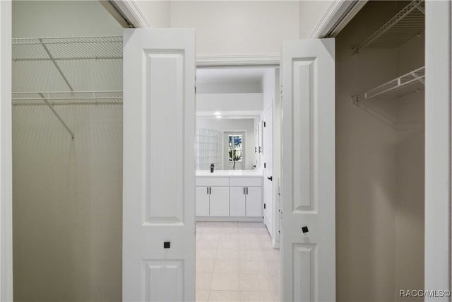 335 W Doerr Path, Hernando, FL 34442