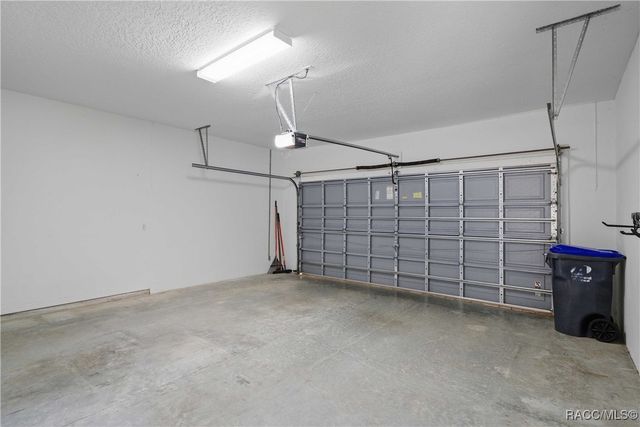 335 W Doerr Path, Hernando, FL 34442