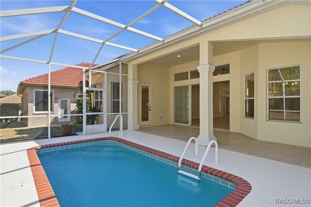 335 W Doerr Path, Hernando, FL 34442