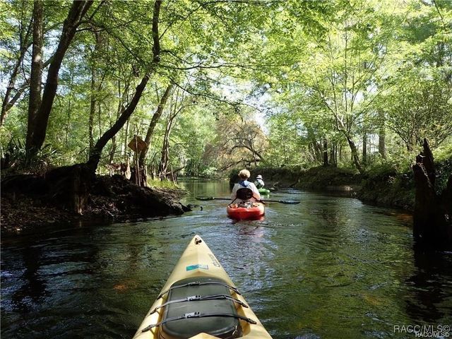 335 W Doerr Path, Hernando, FL 34442