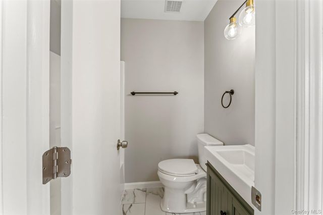 99 Evan Road, Warwick, NY 10990