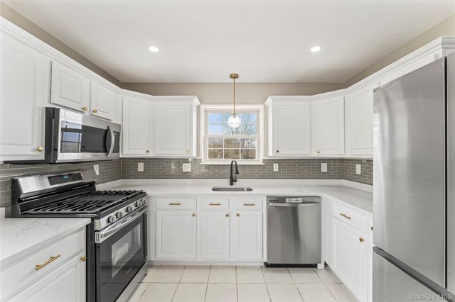 99 Evan Road, Warwick, NY 10990