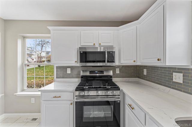 99 Evan Road, Warwick, NY 10990