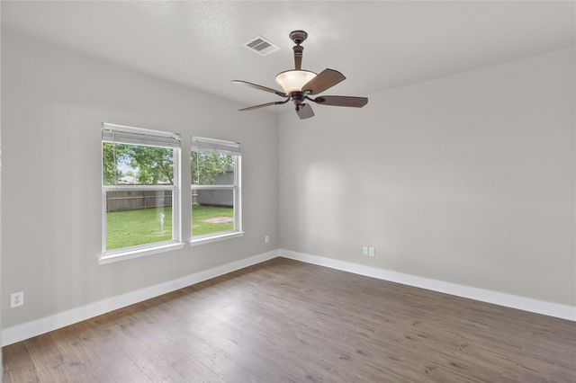 17202 N Lighthouse Drive, Crosby, TX 77532