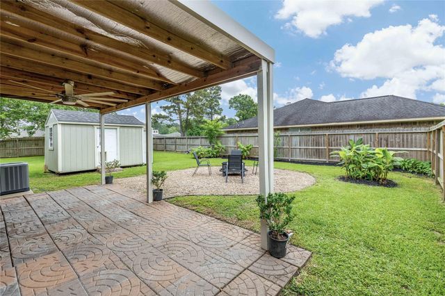 17202 N Lighthouse Drive, Crosby, TX 77532