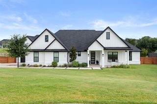 105 Kaya Court, Weatherford, TX 76087