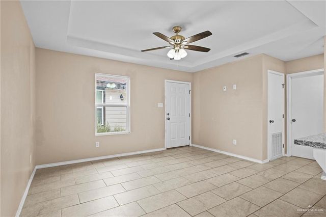 906 E Tom Landry Street, Mission, TX 78572