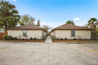 906 E Tom Landry Street, Mission, TX 78572