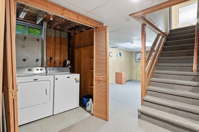 14 Florence Rd, Easthampton, MA 01027