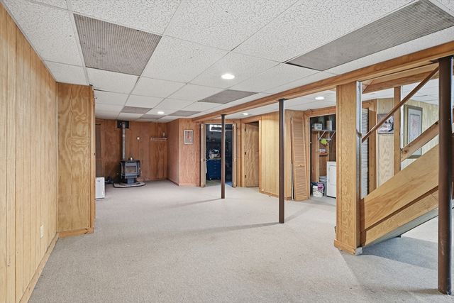 14 Florence Rd, Easthampton, MA 01027