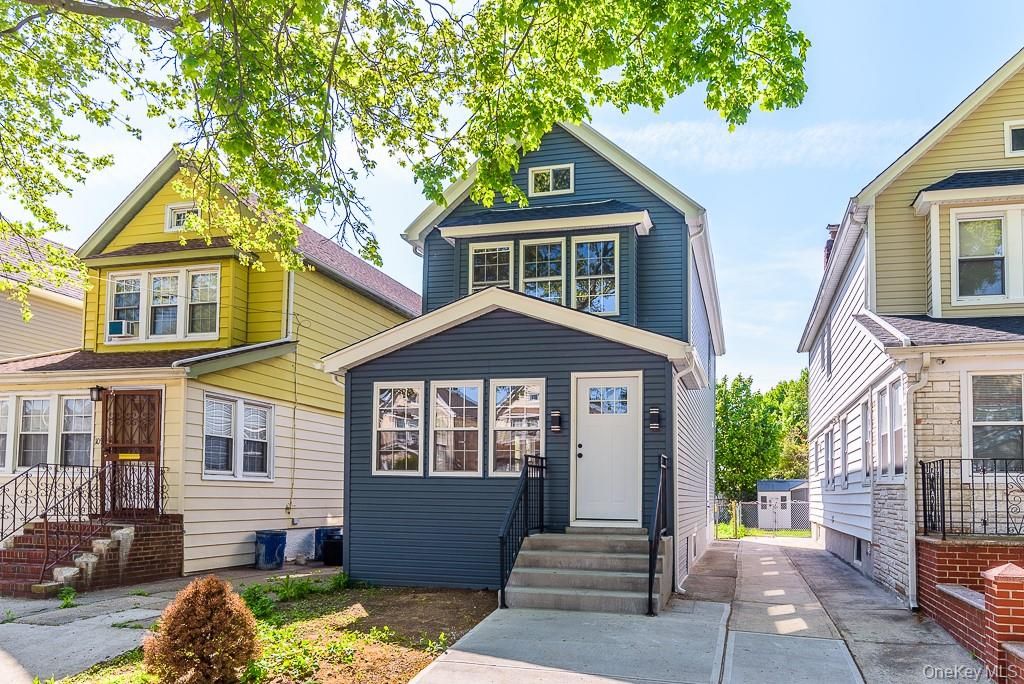 10916 221st Street, Queens Village, NY 11429