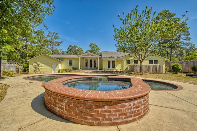 3423 Hall Drive SW, Aiken, SC 29801
