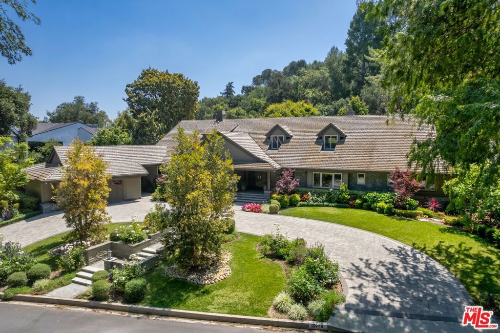 15946 Woodvale Road, Los Angeles, CA 91436 — exterior