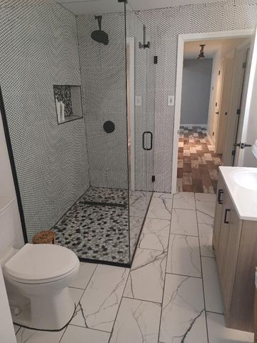 8246 Northcote Avenue, Munster, IN 46321