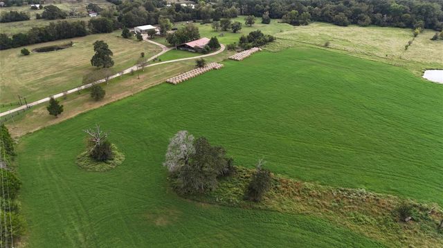 11360 Us Highway 287, Pennington, TX 75856