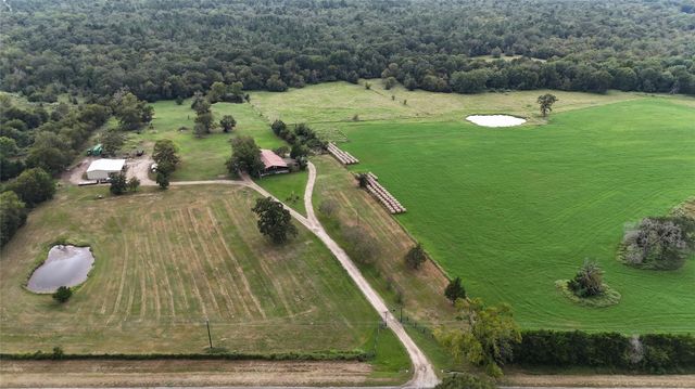 11360 Us Highway 287, Pennington, TX 75856