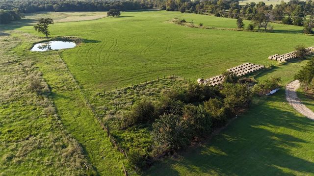 11360 Us Highway 287, Pennington, TX 75856