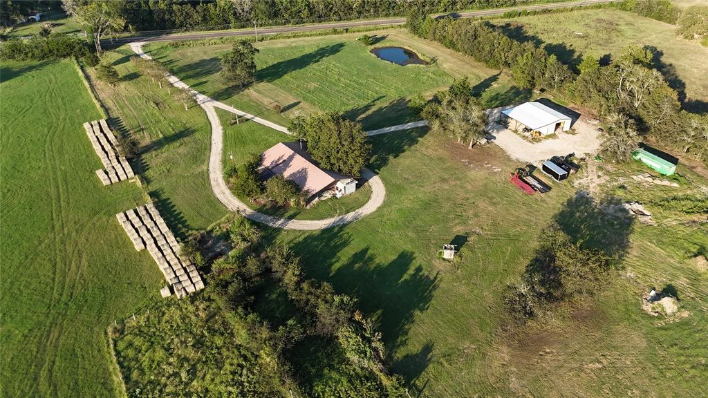 11360 Us Highway 287, Pennington, TX 75856