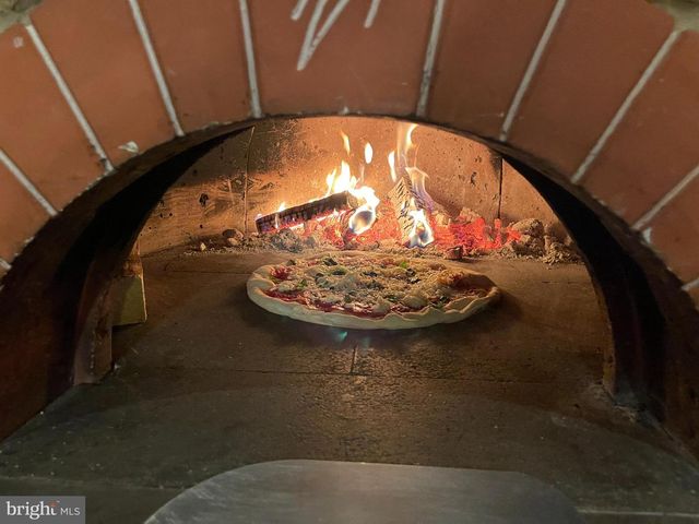 7 MONROE PL, Cranbury, NJ 08512