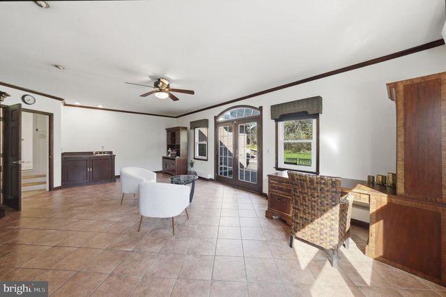 7 MONROE PL, Cranbury, NJ 08512