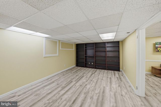 7 MONROE PL, Cranbury, NJ 08512