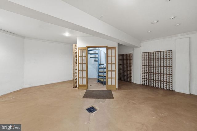 7 MONROE PL, Cranbury, NJ 08512