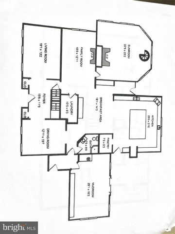 7 MONROE PL, Cranbury, NJ 08512