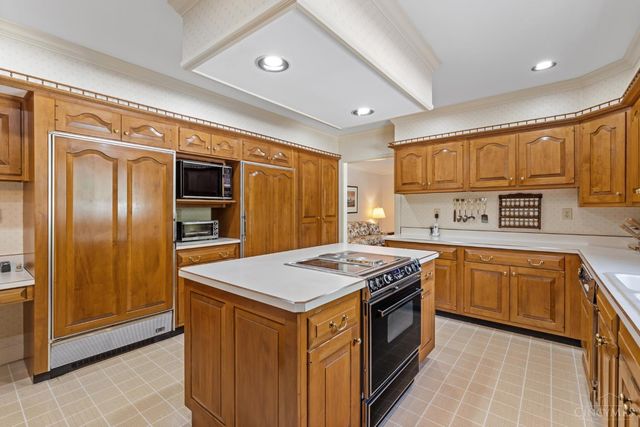 3590 Glendale Milford Road, Evendale, OH 45241