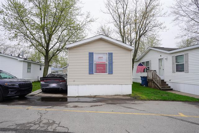1139 Lincoln Avenue 36, Holland, MI 49423