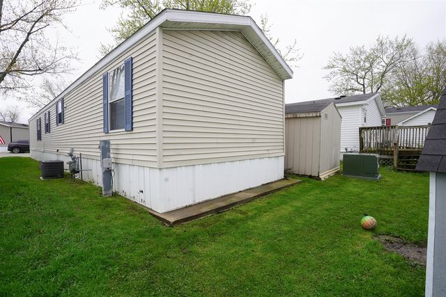 1139 Lincoln Avenue 36, Holland, MI 49423