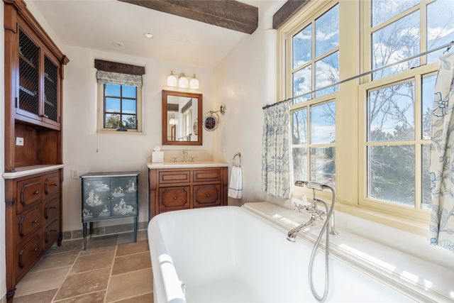 18 Summer Storm Circle, Santa Fe, NM 87506