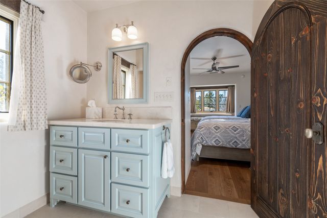 18 Summer Storm Circle, Santa Fe, NM 87506