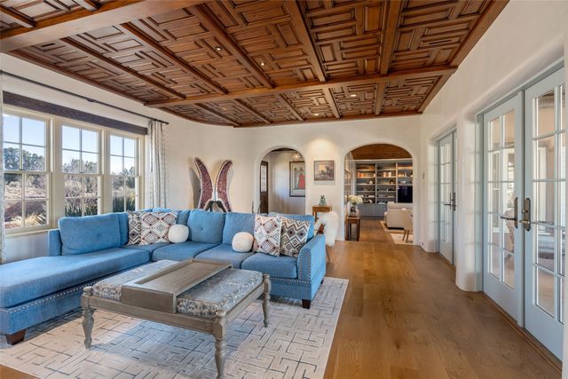 18 Summer Storm Circle, Santa Fe, NM 87506