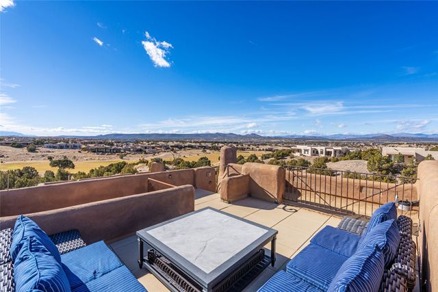 18 Summer Storm Circle, Santa Fe, NM 87506