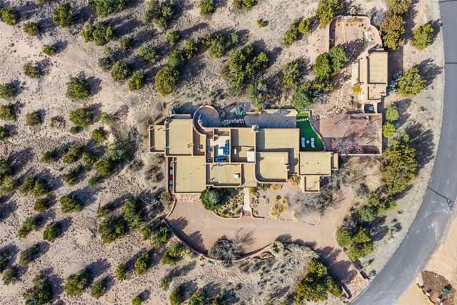 18 Summer Storm Circle, Santa Fe, NM 87506