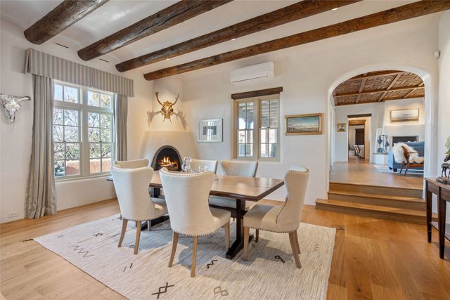 18 Summer Storm Circle, Santa Fe, NM 87506