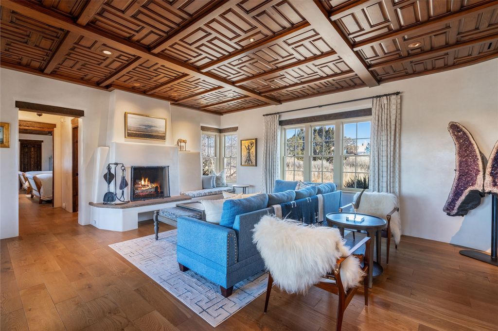 18 Summer Storm Circle, Santa Fe, NM 87506