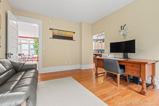 122 E Central Avenue, Zeeland, MI 49464