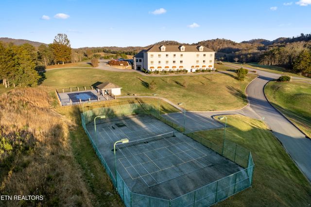 126 Legends Place, Tazewell, TN 37879