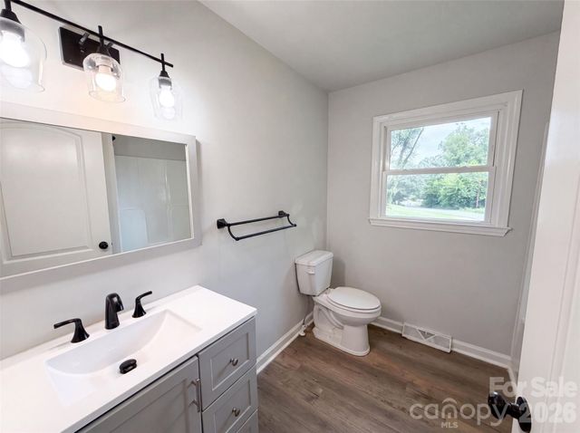 2510 Middleton Drive, Gastonia, NC 28054