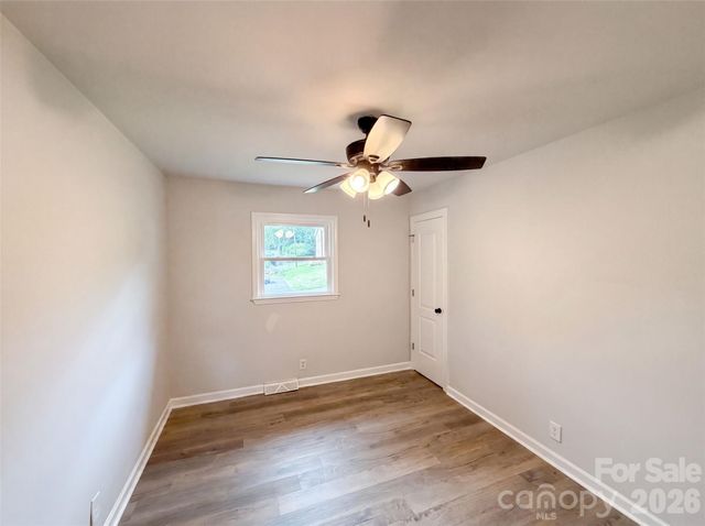2510 Middleton Drive, Gastonia, NC 28054