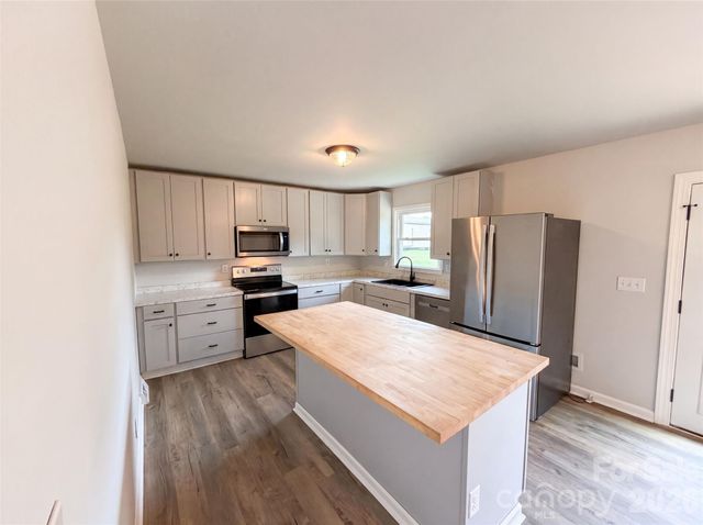 2510 Middleton Drive, Gastonia, NC 28054